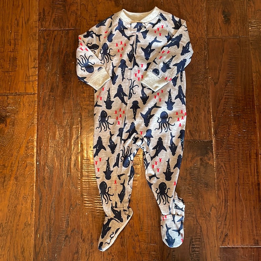 NWOT Carters footed pajamas size 12 months